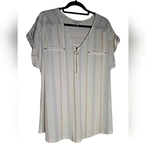 Flower & Feather Blouse 2XL - Picture 3 of 5